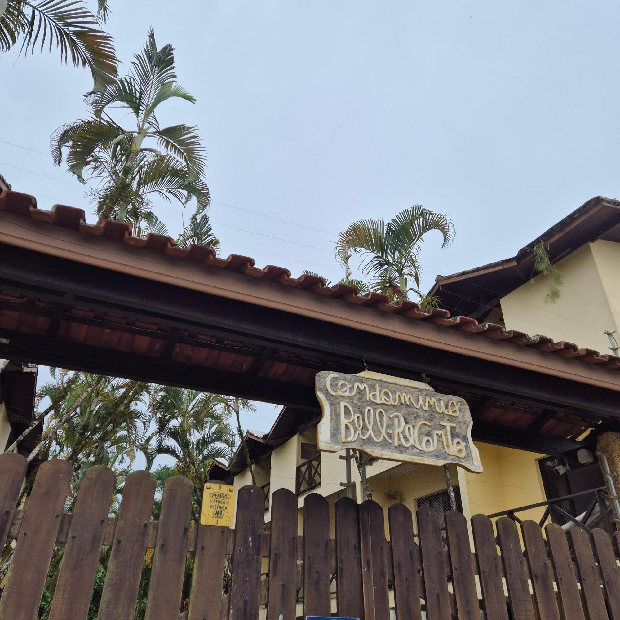 Casa 7 Em Ubatuba No Centro Condominio Com Piscina E Churrasqueira Exterior photo